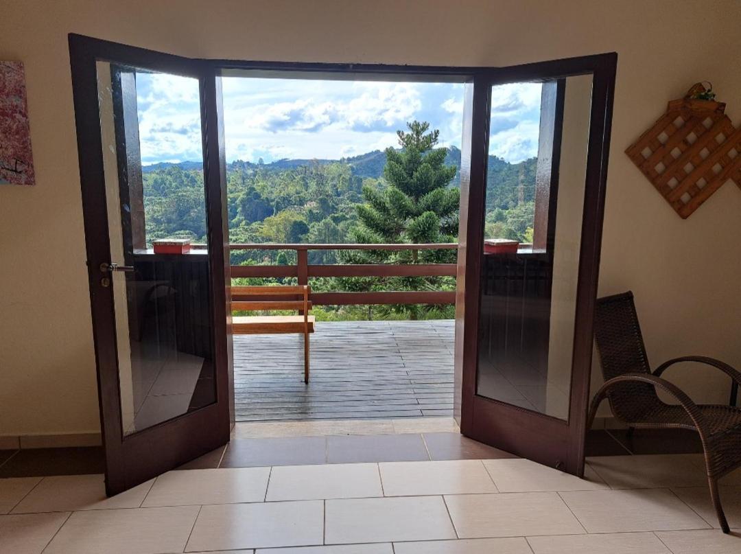 Casa Sossego Na Montanha Villa Campos do Jordão Екстериор снимка